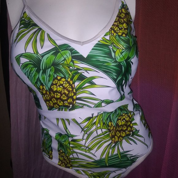 Fashion Craving Pineapple One piece Swimsuit NWT - Picture 2 of 8